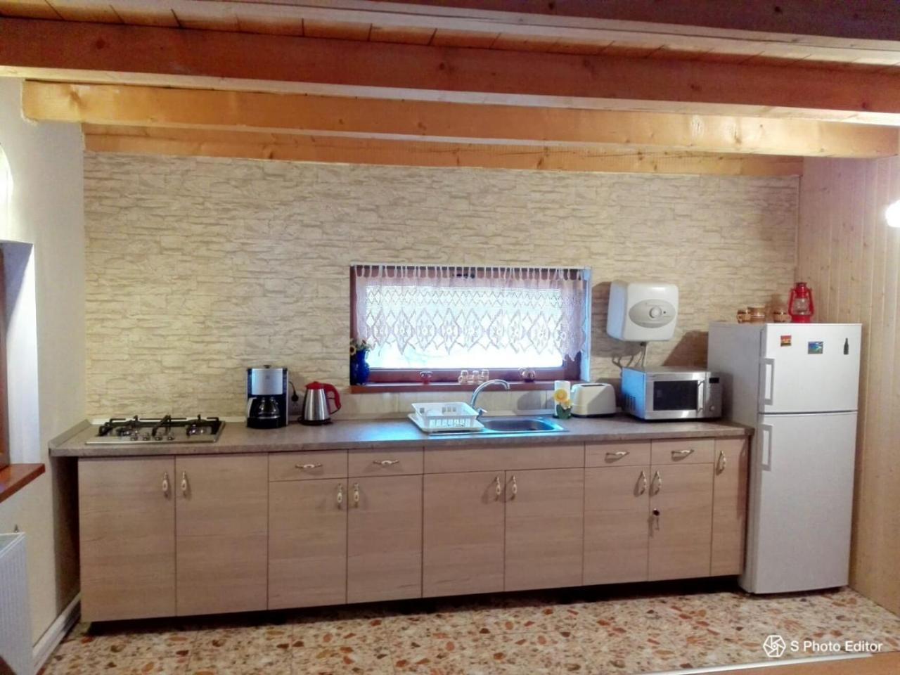 The Wooden House Villa Moldovenesti Ngoại thất bức ảnh